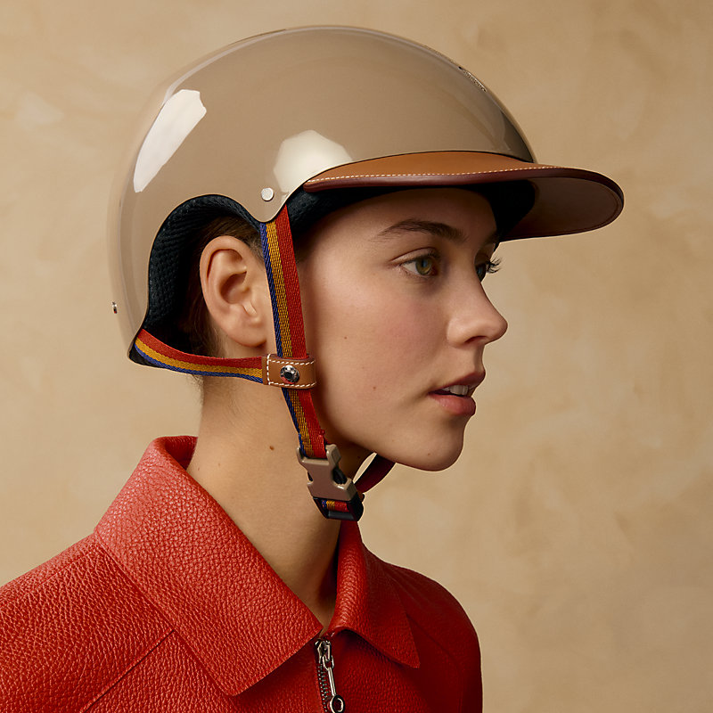 Hermès　くつべら En Selle cycling helmet | Hermès USA